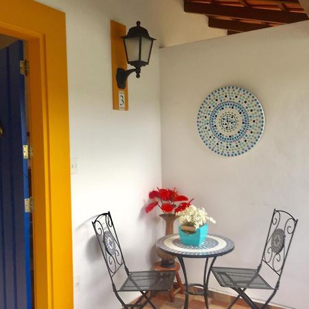 Cozy Blue House Villa Парати Екстериор снимка